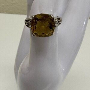 Elegant Champagne Quartz Silver Ring